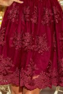173-2 Ekskluzywna rozkloszowana sukienka z haftem - BORDOWA